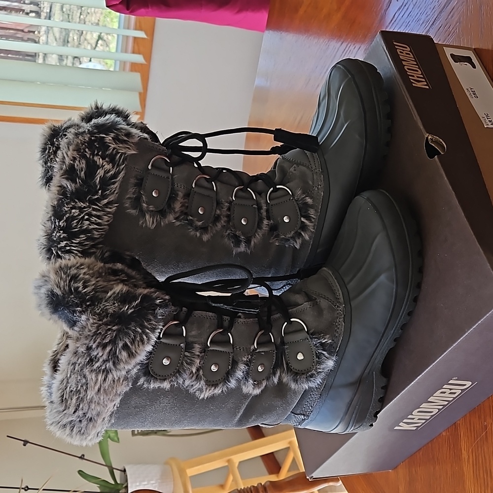 Khombu Arctic Winter Boots SZ 6